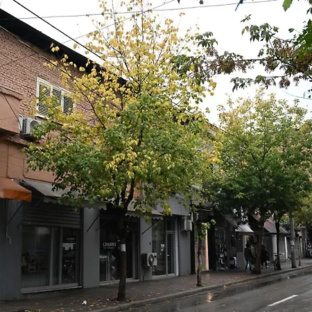 Rent 1 Apartmán Tirana