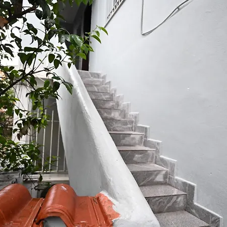 Rent 1 Apartmán Tirana
