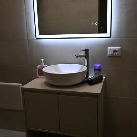 Rent 1 Apartmán Tirana